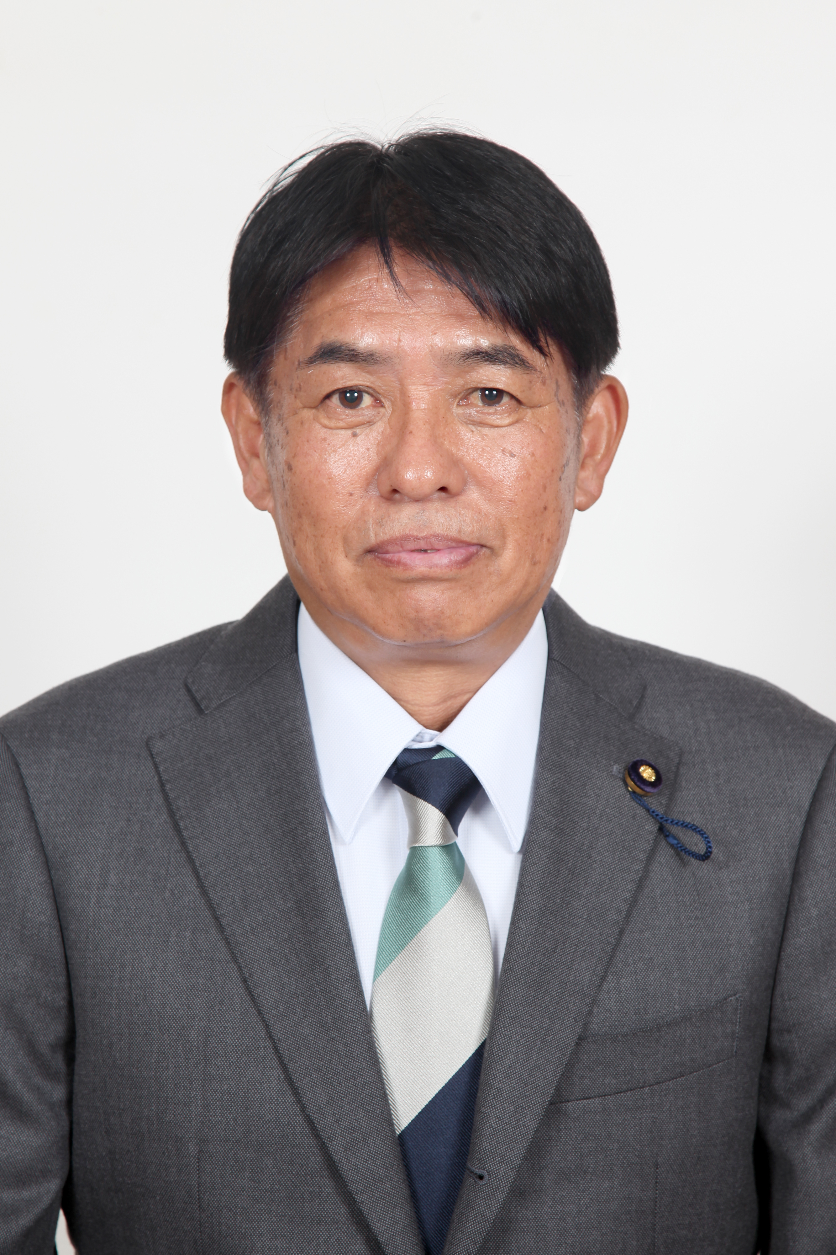 2番　中村 正明（なかむら　まさあき）
